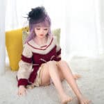 Маленькая секс-кукла Холлис с закрытыми глазами — изображение 3