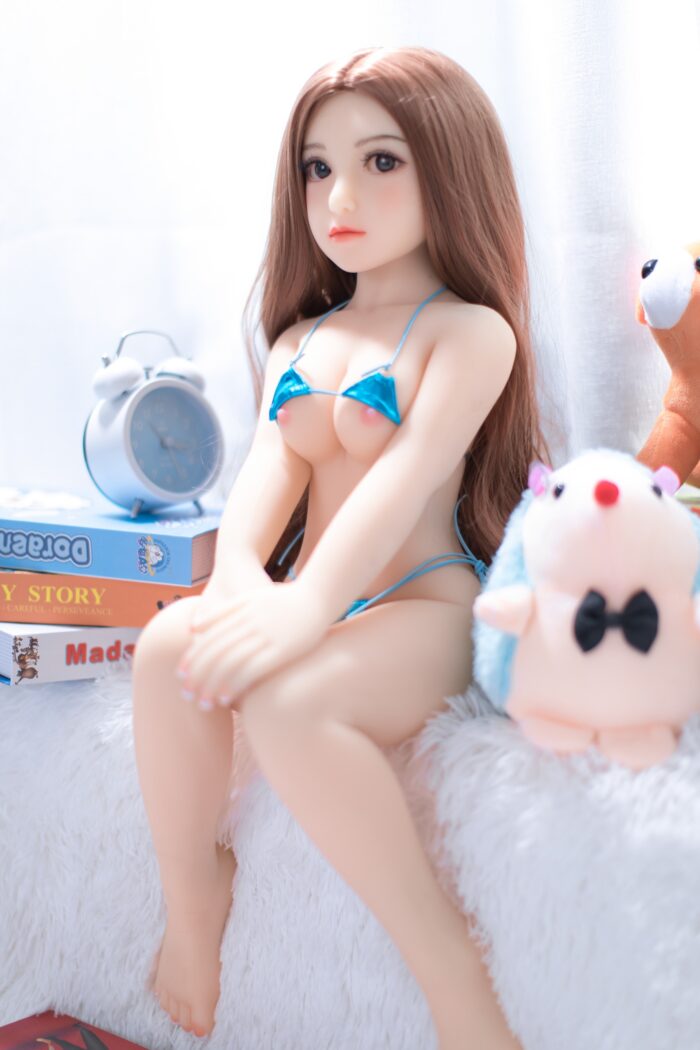 Realistic Sex Doll With Lifelike Features, Posing For Intimacy And Companionship, Designed For Adult Pleasure, With Detailed Craftsmanship For A Natural Look And Feel.